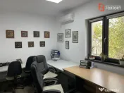 COMISION 0 % Spatiu comercial cu 8 incaperi de inchiriat - M 