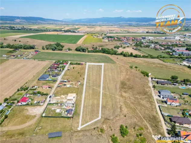 Teren extravilan recomandat si pentru case de vacante, inves - Sfantu Gheorghe (Covasna)
