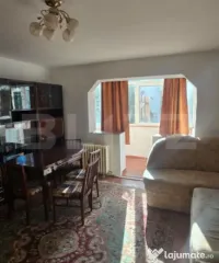 Apartament cu 2 camere de vanzare,52 mp,zona Micro 16. 