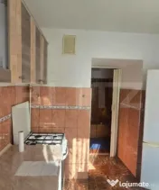 Apartament cu 2 camere de vanzare,52 mp,zona Micro 16. 