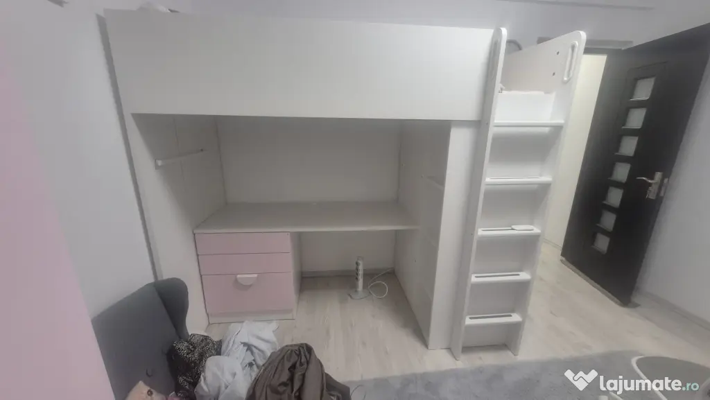 Mobilier dormitor Ikea pentru fete