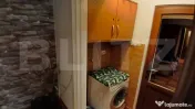 Apartament spațios cu trei camere la parter în zonă centr 