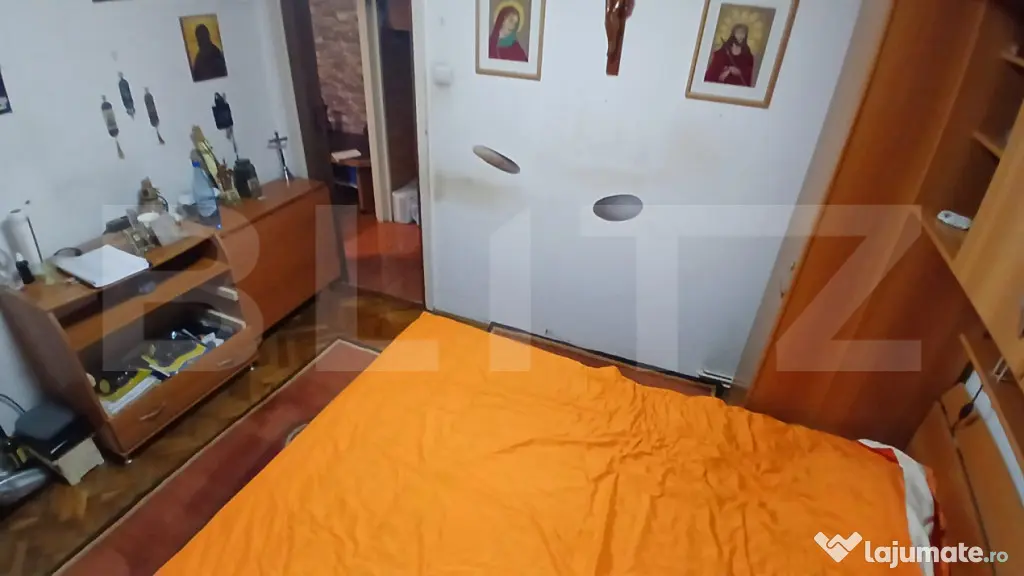 Apartament spațios cu trei camere la parter în zonă centr - Targu Mures (Mures)