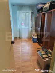 Apartament 4 camere decomandat, separație de gaze, zona Mih