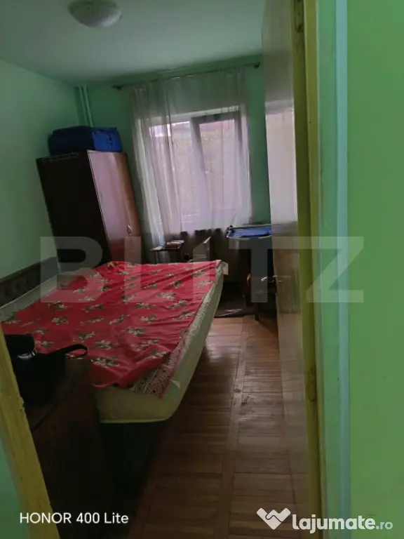 Apartament 4 camere decomandat, separație de gaze, zona Mih - Ploiesti (Prahova)