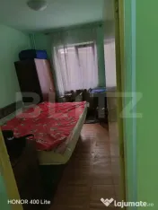 Apartament 4 camere decomandat, separație de gaze, zona Mih