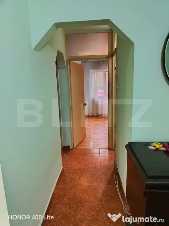 Apartament 4 camere decomandat, separație de gaze, zona Mih - Ploiesti (Prahova)