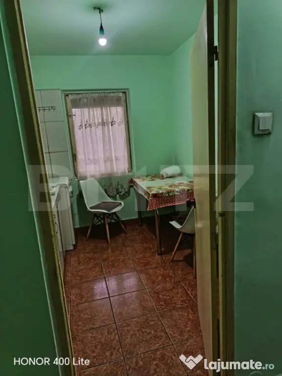 Apartament 4 camere decomandat, separație de gaze, zona Mih - Ploiesti (Prahova)