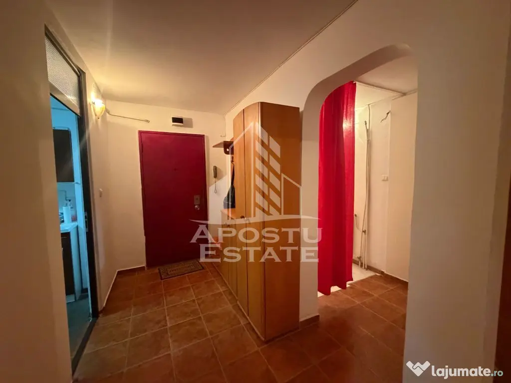 Apartament cu 3 camere de vanzare , Zona Aradului , Timisoara - Timisoara (Timis)