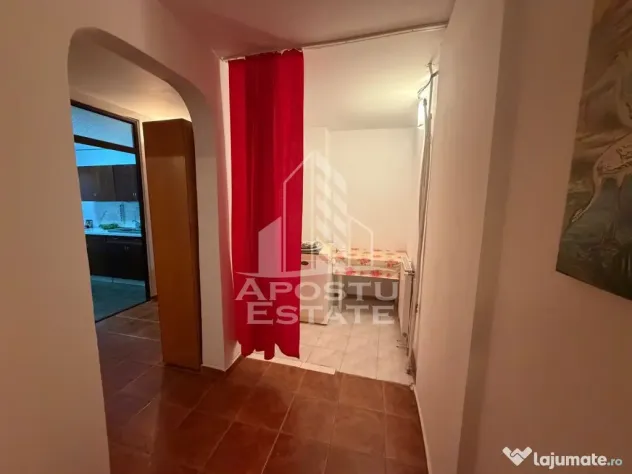 Apartament cu 3 camere de vanzare , Zona Aradului , Timisoara - Timisoara (Timis)