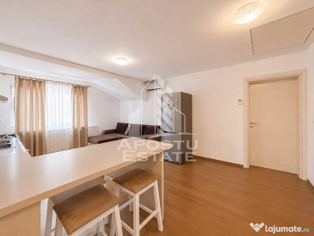 Apartament cu 3 camere de vanzare, loc de parcare, Dumbravita - Dumbravita (Timis)