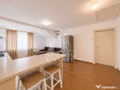 Apartament cu 3 camere de vanzare, loc de parcare, Dumbravita 