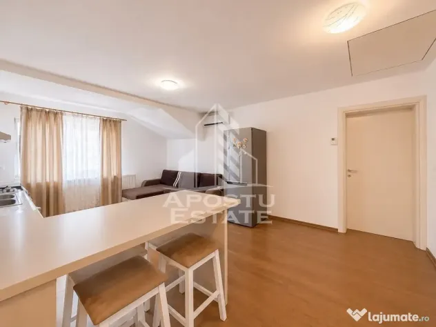 Apartament cu 3 camere de vanzare, loc de parcare, Dumbravita - Dumbravita (Timis)