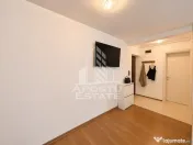 Apartament cu 3 camere de vanzare, loc de parcare, Dumbravita 