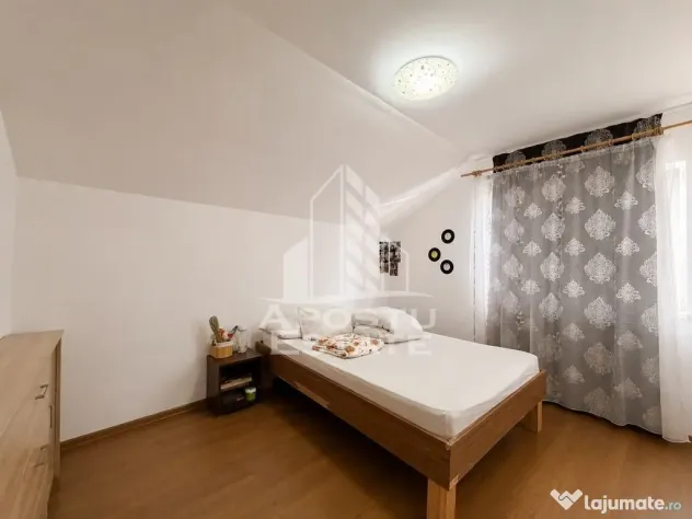 Apartament cu 3 camere de vanzare, loc de parcare, Dumbravita - Dumbravita (Timis)