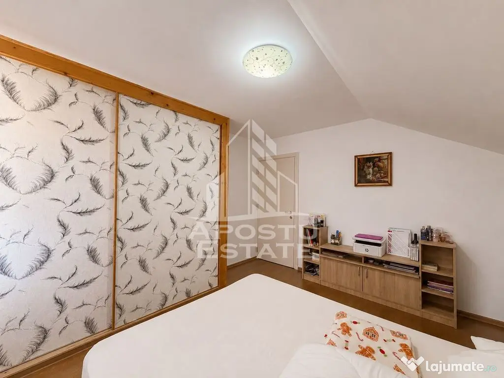 Apartament cu 3 camere de vanzare, loc de parcare, Dumbravita - Dumbravita (Timis)