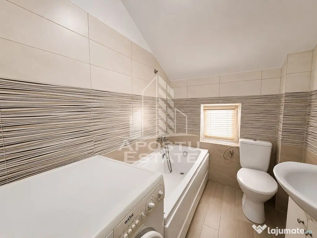 Apartament cu 3 camere de vanzare, loc de parcare, Dumbravita - Dumbravita (Timis)
