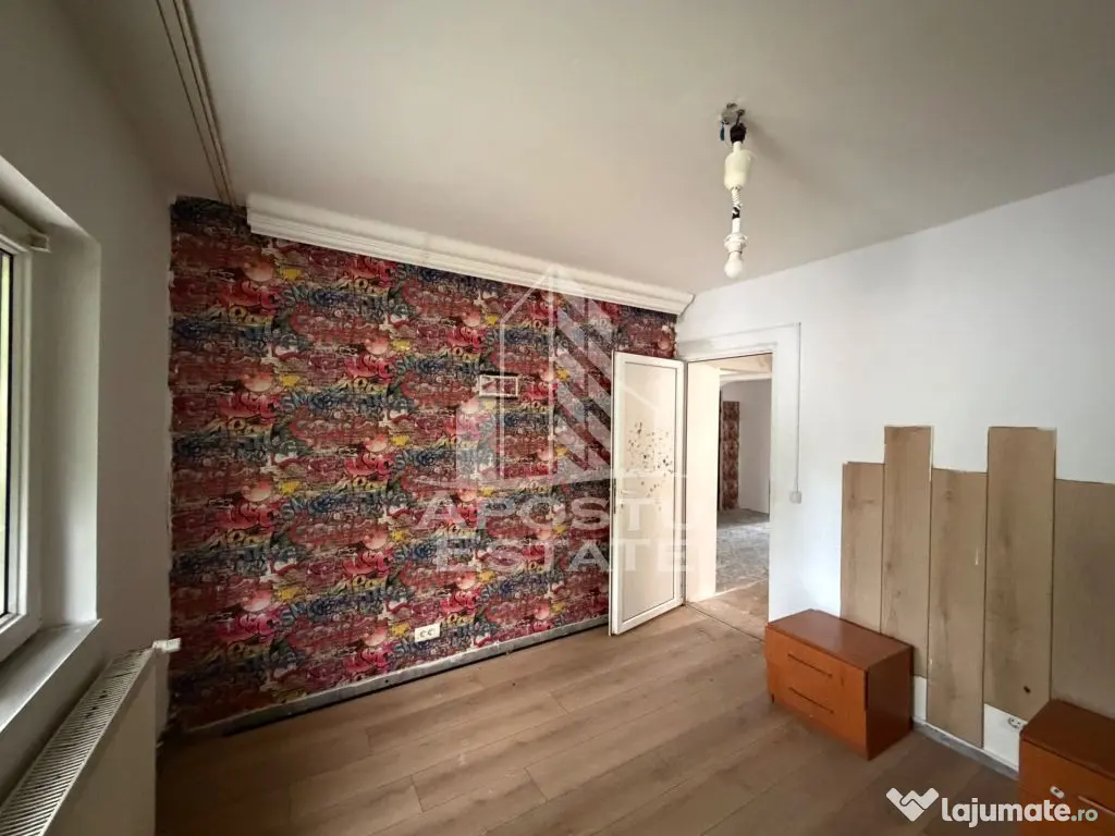 Apartament 3 camere decomandat et.P acces din strada Lipovei Timișoara - Timisoara (Timis)
