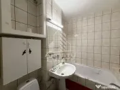 Apartament 3 camere decomandat et.P acces din strada Lipovei Timișoara