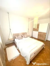 Apartament cu 4 camere, pretabil pentru muncitori, Spitalul Judetean