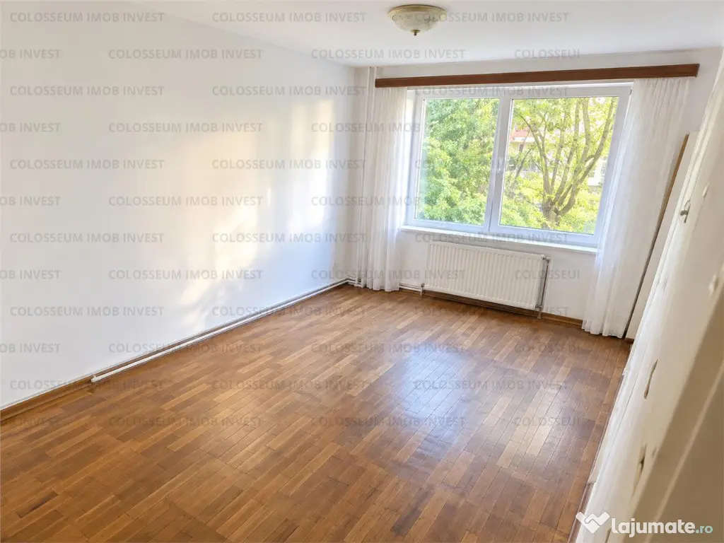 Apartament 3 camere | Semidecomandat | Zona Tractorul - Brasov (Brasov)