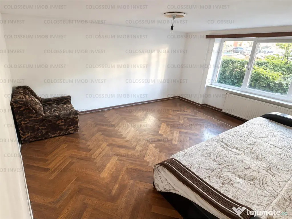 Apartament 3 camere | Semidecomandat | Zona Tractorul - Brasov (Brasov)