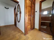 Apartament spatios - 3 camere - 2 bai - 67 mp - zona Lipovei 