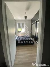 Apartament cu 2 camere de vanzare,decomandat, Zona Aeroport Timisoara 