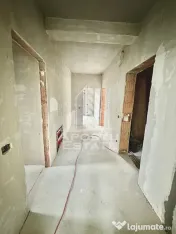Apartament cu 3 camere, 2 bai, etaj 1, zona Lidl din Giroc 