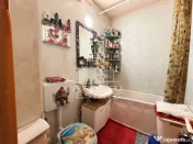 Apartament cu 2 camere, 44mp, etaj 1, anvelopat, zona Garii, Hunedoara 