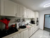 Apartament 4 camere de vanzare, zona Baba Dochia Timisoara 