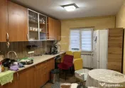 3 camere, 2/4, 73mp, bloc 1986, CENTTALA-Gorjului
