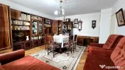 Apartament de vanzare cu 3 camere si 2 bai, etaj intermediar, Bucovina 