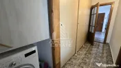 Apartament de vanzare cu 3 camere, decomandat,centrala proprie,Lipovei 