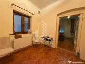 Duplex cu 3 camere, 2 bai, 2 bucatarii, teren 222 mp, zona Elisabetin 