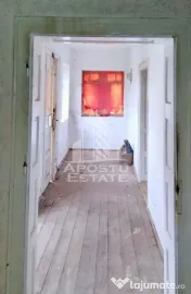 Casa cu potential turistic- Zona Varfurile 