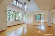 Casa moderna cu 6 camere in Dumbravita 