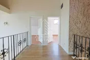 Casa moderna cu 6 camere in Dumbravita 