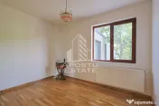 Casa moderna cu 6 camere in Dumbravita 