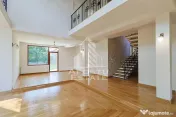 Casa moderna cu 6 camere in Dumbravita 