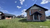 Casa la rosu P+M | Teren 513 mp , Cărpiniș 