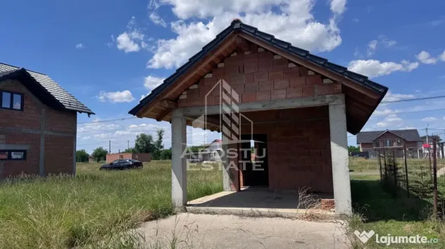 Casa la rosu P+M | Teren 513 mp , Cărpiniș - Carpinis (Timis)