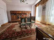 Doua case de vanzare cu 2533 mp teren, localitatea Pesac, Timis 