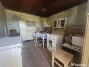 Doua case de vanzare cu 2533 mp teren, localitatea Pesac, Timis 