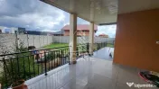 Casa individuala cu 4 camere,3 bai,Sacalaz 