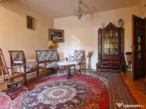 Casa familiala cu spatiu comercial si garaj P+1E+M 720 Mp