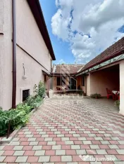 Casa individuala plus anexa, de vanzare,zona centrala in Faget 