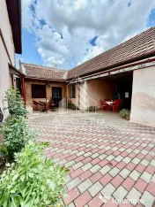 Casa individuala plus anexa, de vanzare,zona centrala in Faget 