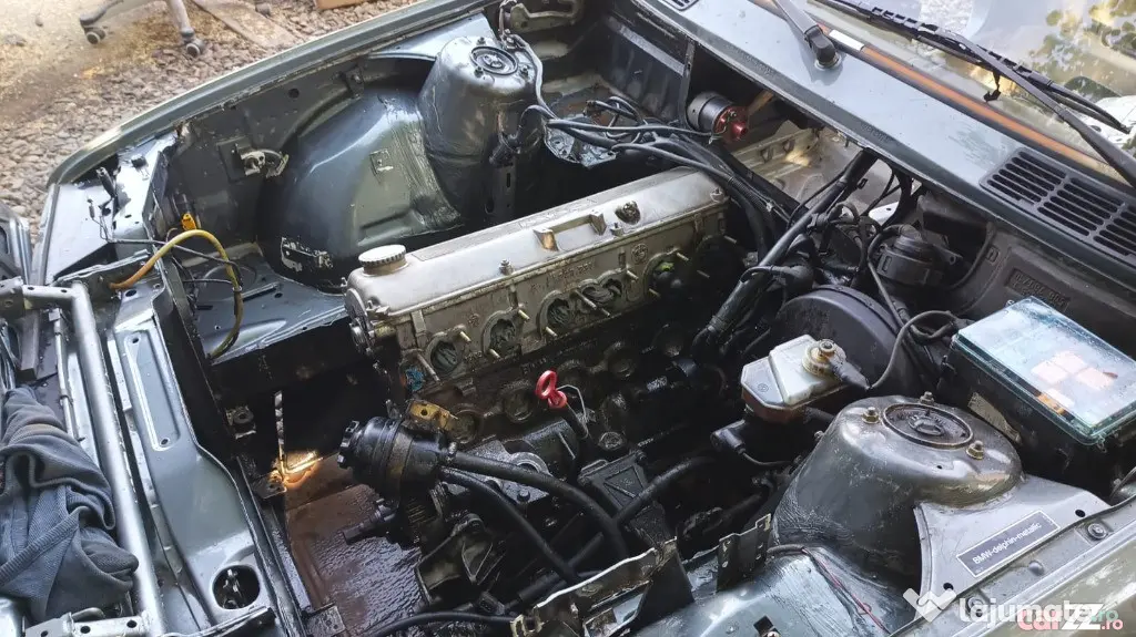 BMW 3 Series 0 — imagine 12
