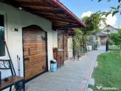 CASĂ RENOVATĂ ȘI COMPLET MOBILATĂ, CU TEREN GENEROS – 